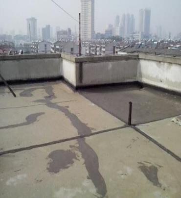 当雄漏水维修 楼顶漏水是什么原因，楼顶漏水维修方法是什么?